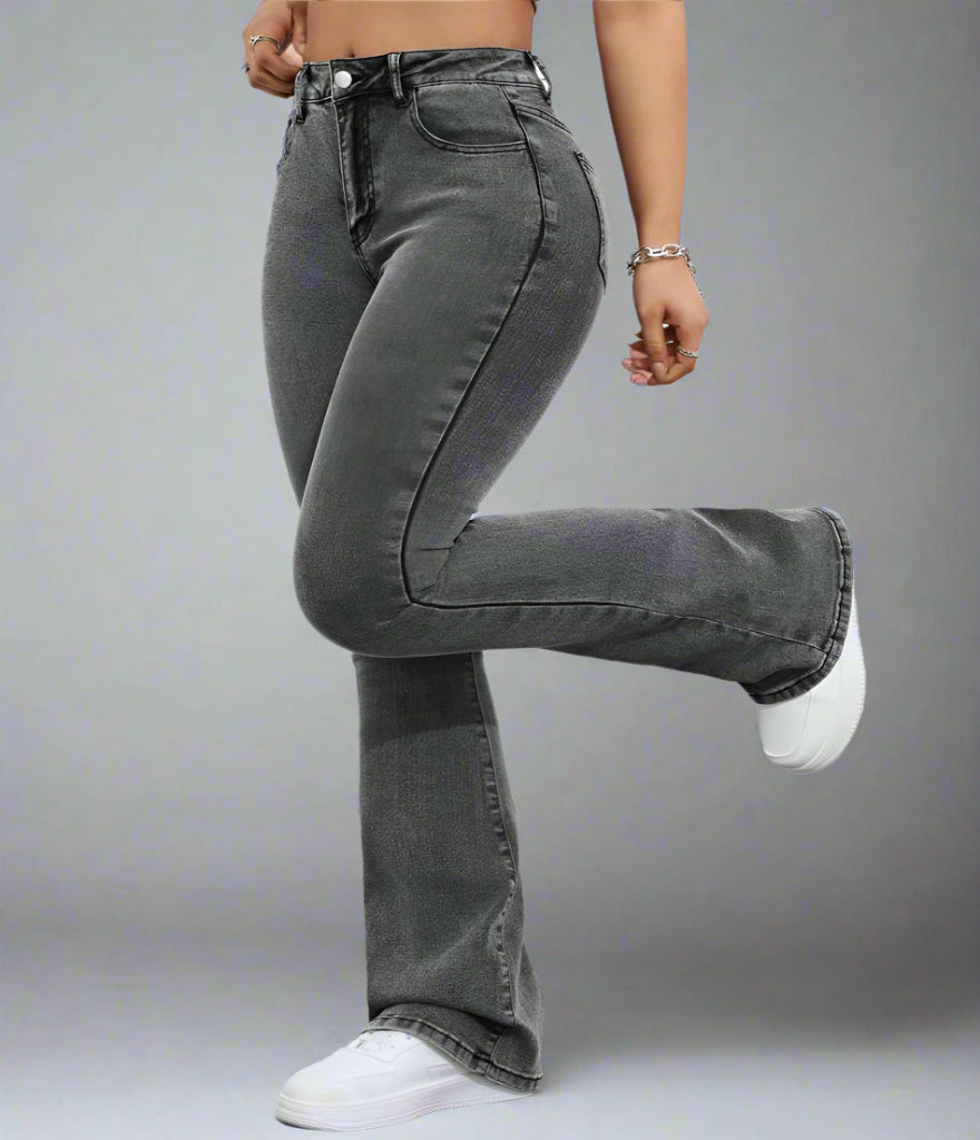 KIVINA Flare Leg Jeans